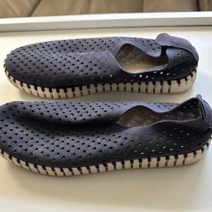 Ilse Jacobsen  Tulip Navy Perforated Slip-On Shoes 39/8